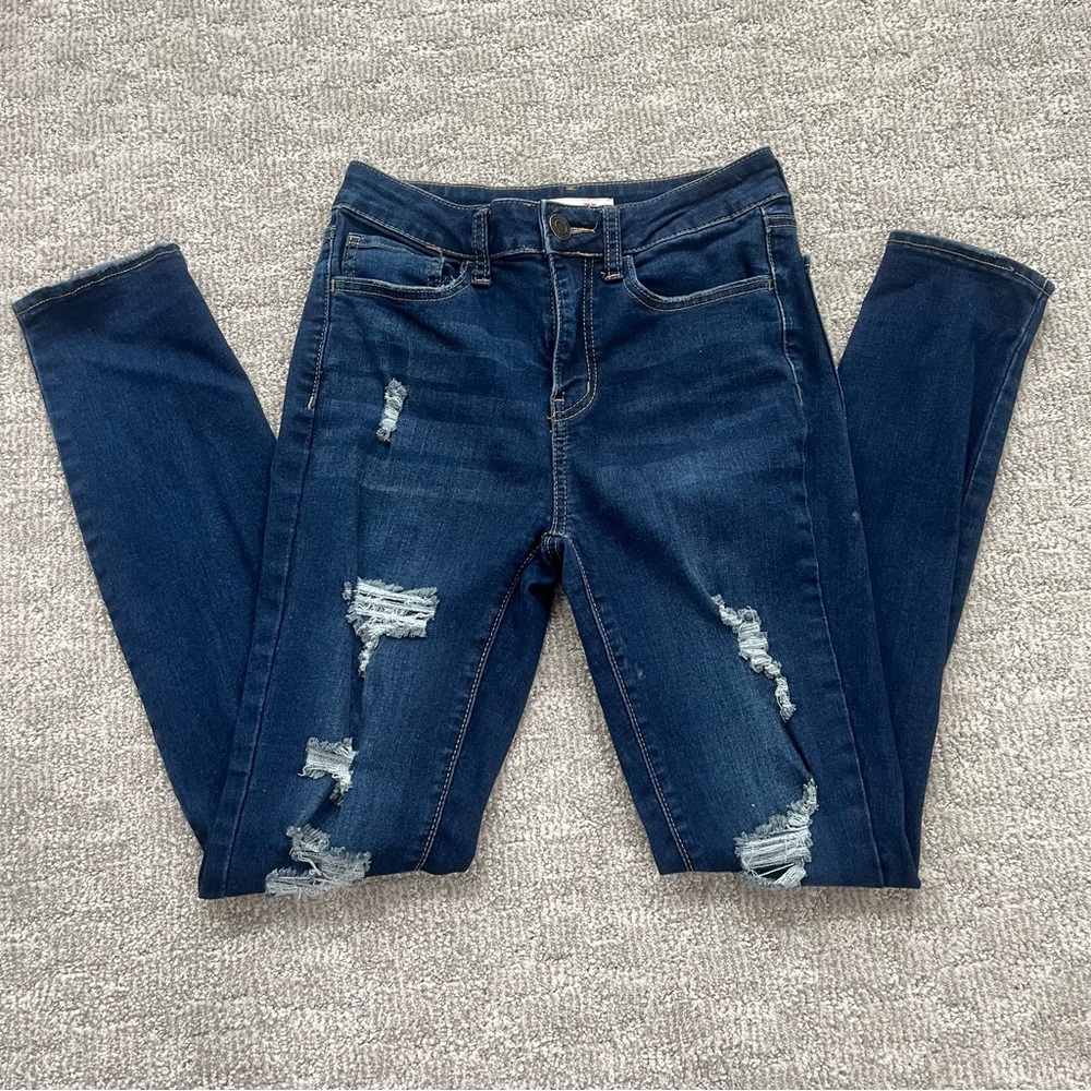 SO Blue Distressed Women's High-Rise Skinny Jeans Size 5/27W